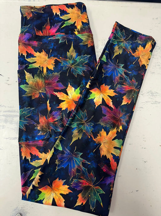 Midnight Leaves Leggings w/ Pockets