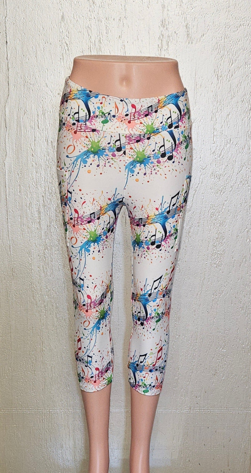 Music Road capris with pockets