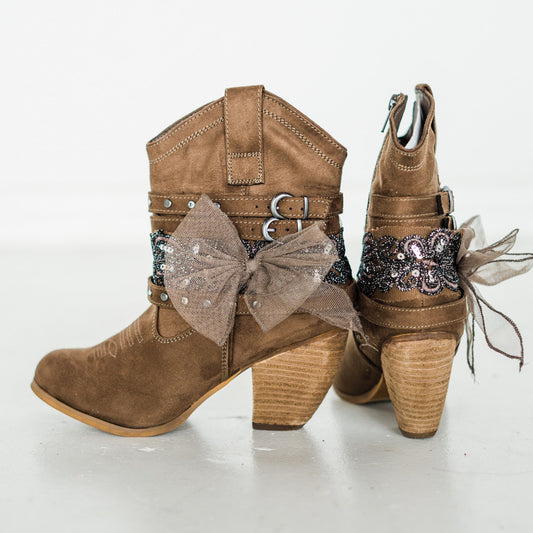 Stash Bootie in Taupe