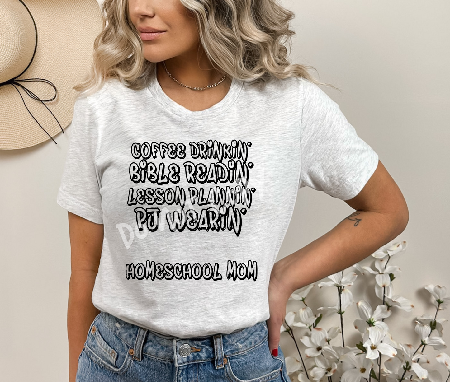 HOMESCHOOL MOM TEE