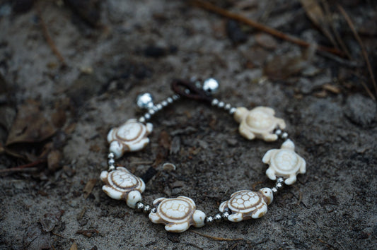 Turquoise Turtle Bracelet With Silver Beads Boho Adjustable
