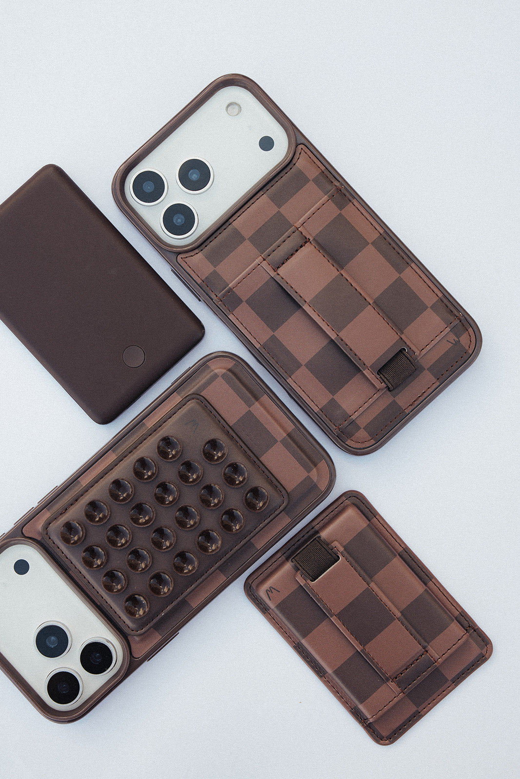 Cocoa Check Magnetic Case