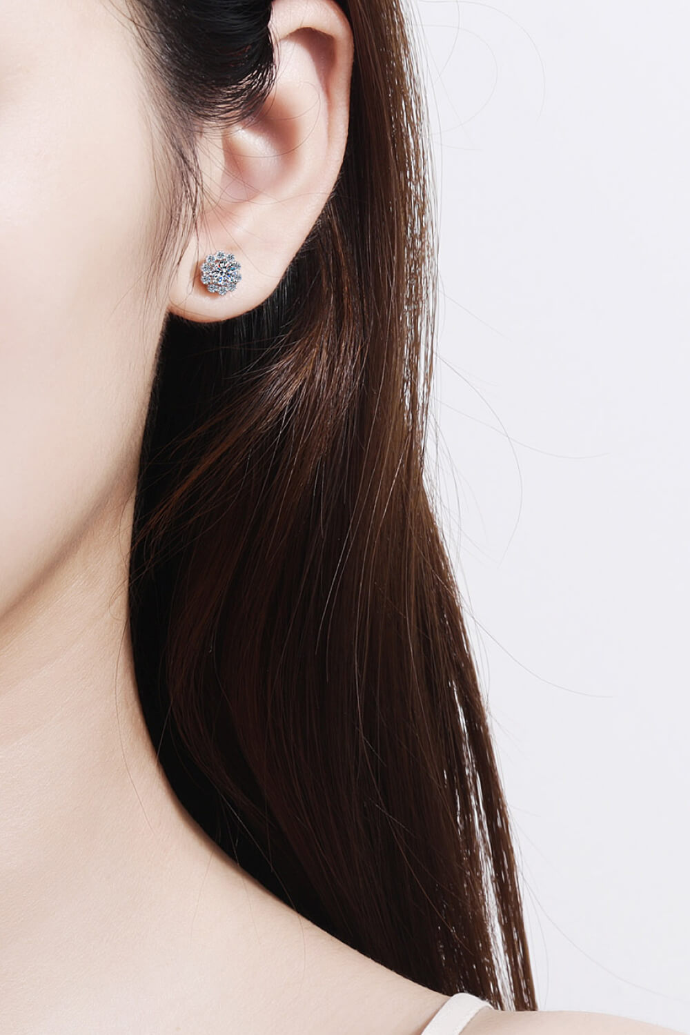 1 Carat Moissanite Floral-Shaped Stud Earrings