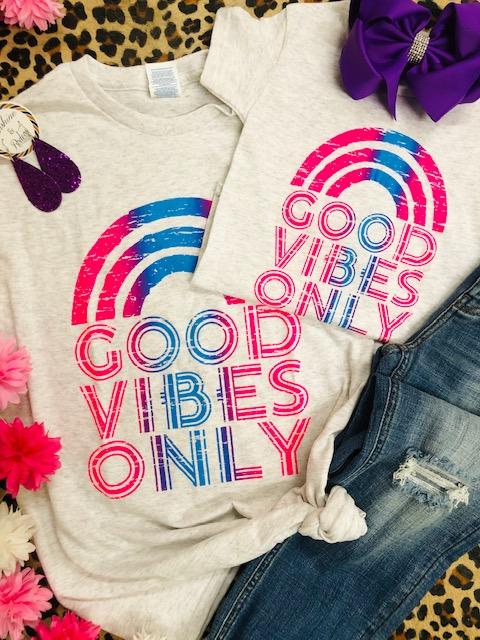 Good Vibes Only graphic tee